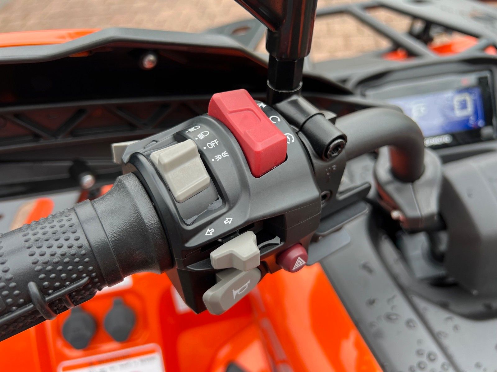 Fahrzeugabbildung CFMOTO CFMOTO CFORCE 1000 PRO ABS