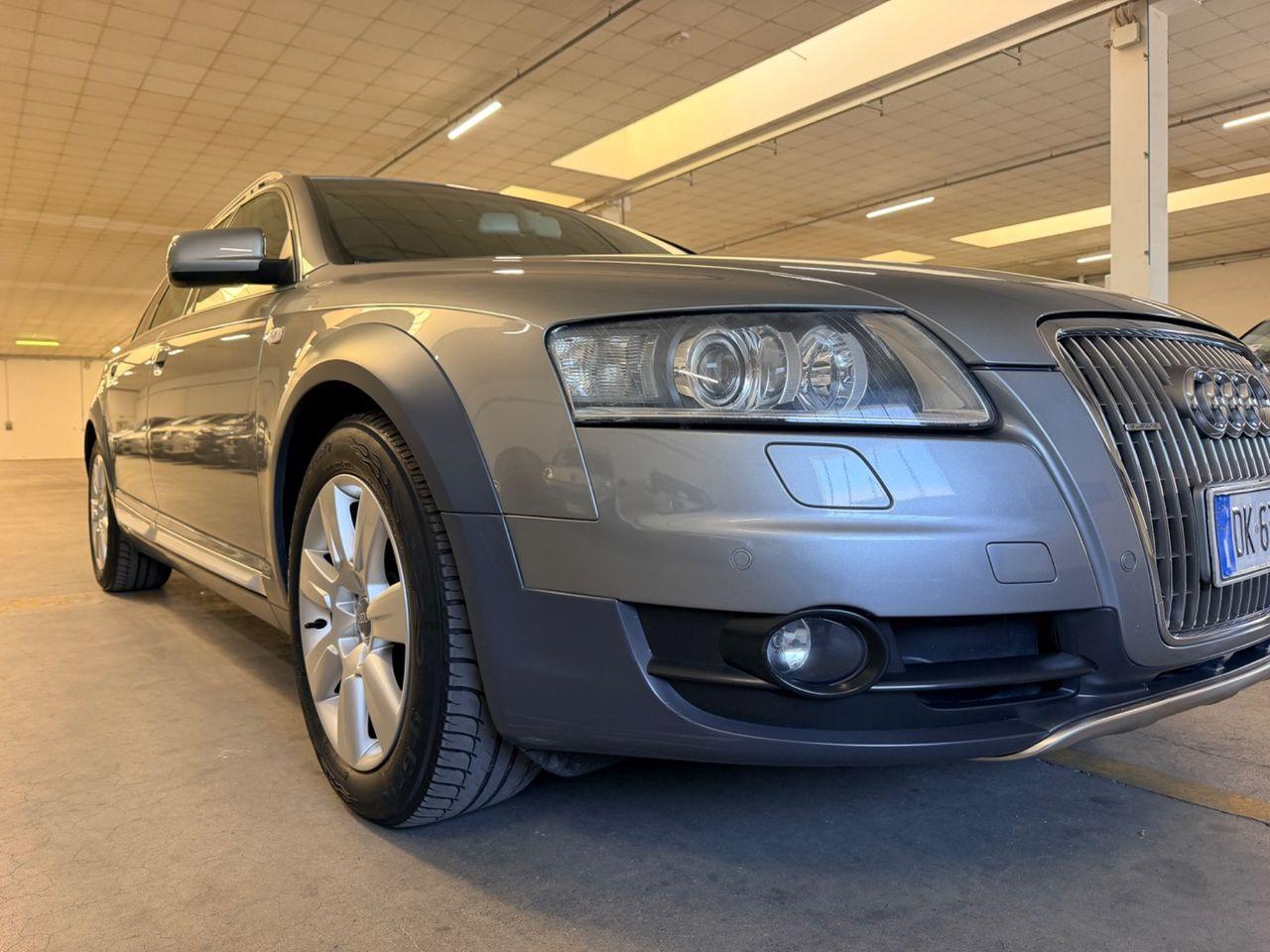 Audi A6 Allroad 3.0 V6 233ch - Sièges cuir chauffants - Carnet entretien - Non fumeur - Bluetooth