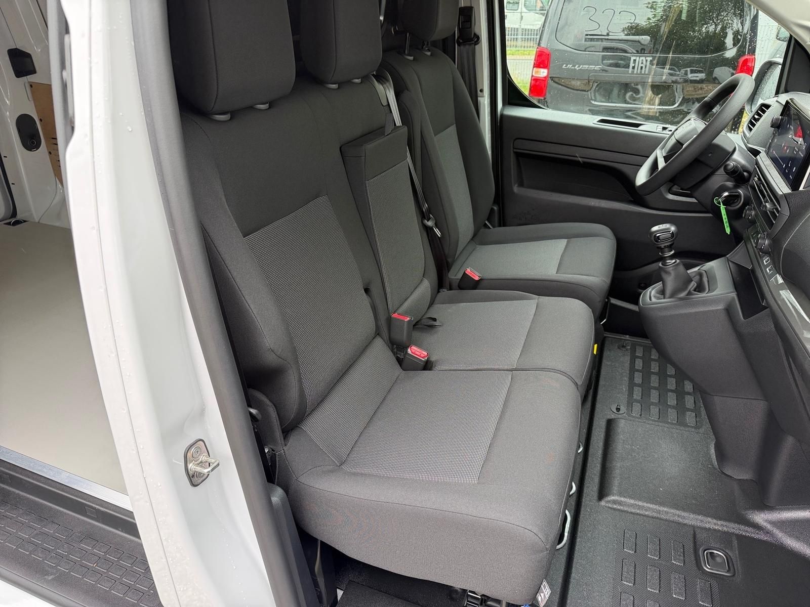 Fahrzeugabbildung Fiat Scudo M Kastenwagen 120 MT6