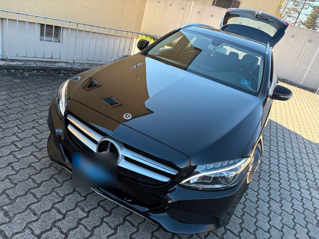 Image of Mercedes-Benz 220
