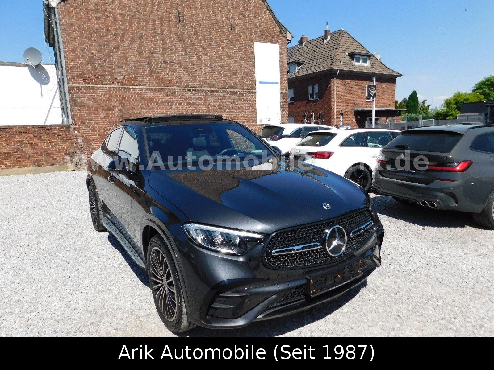 Mercedes-Benz GLC 300 d 4M AMG Line INT+EXT PANO Night 360°