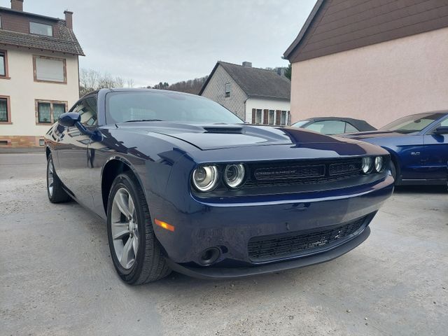 Dodge Challenger 3,6l v6 auto 8gang service tuv neu