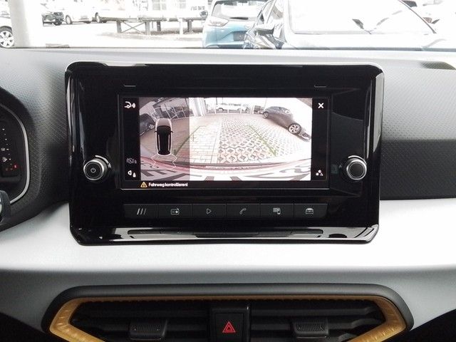 Fahrzeugabbildung SEAT Arona 1.0 TSI Style Pro AHK Kamera