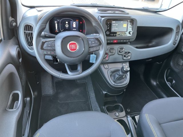 Fahrzeugabbildung Fiat Panda 1.0 Mild-Hybrid DAB, Tempomat, Einparkhilf