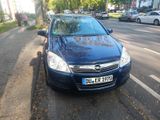 Opel Astra 1.6 Twinport Edition 77kW Edition - Opel Astra mit Benzin-Antrieb: Limousine, Twinport Edition