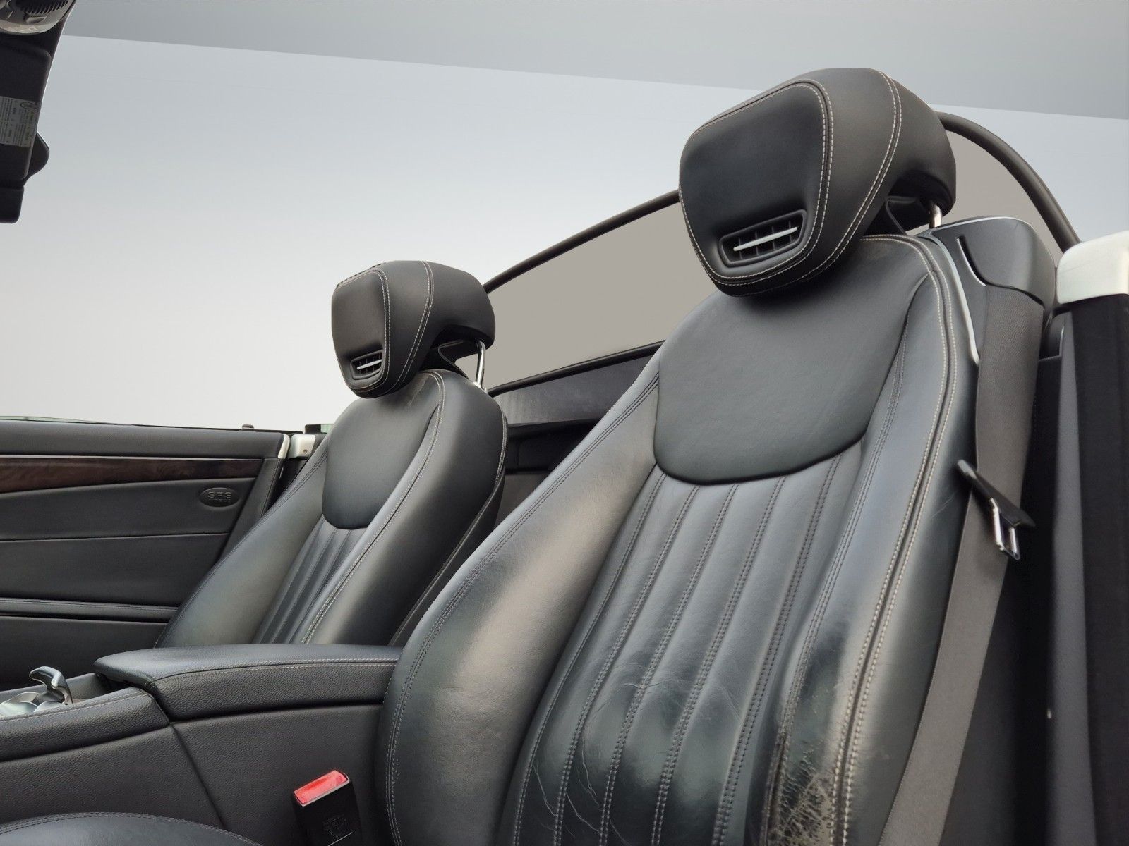 Fahrzeugabbildung Mercedes-Benz SLR SL 350 PIECHA CARBON PANO MEMORY H&K LED