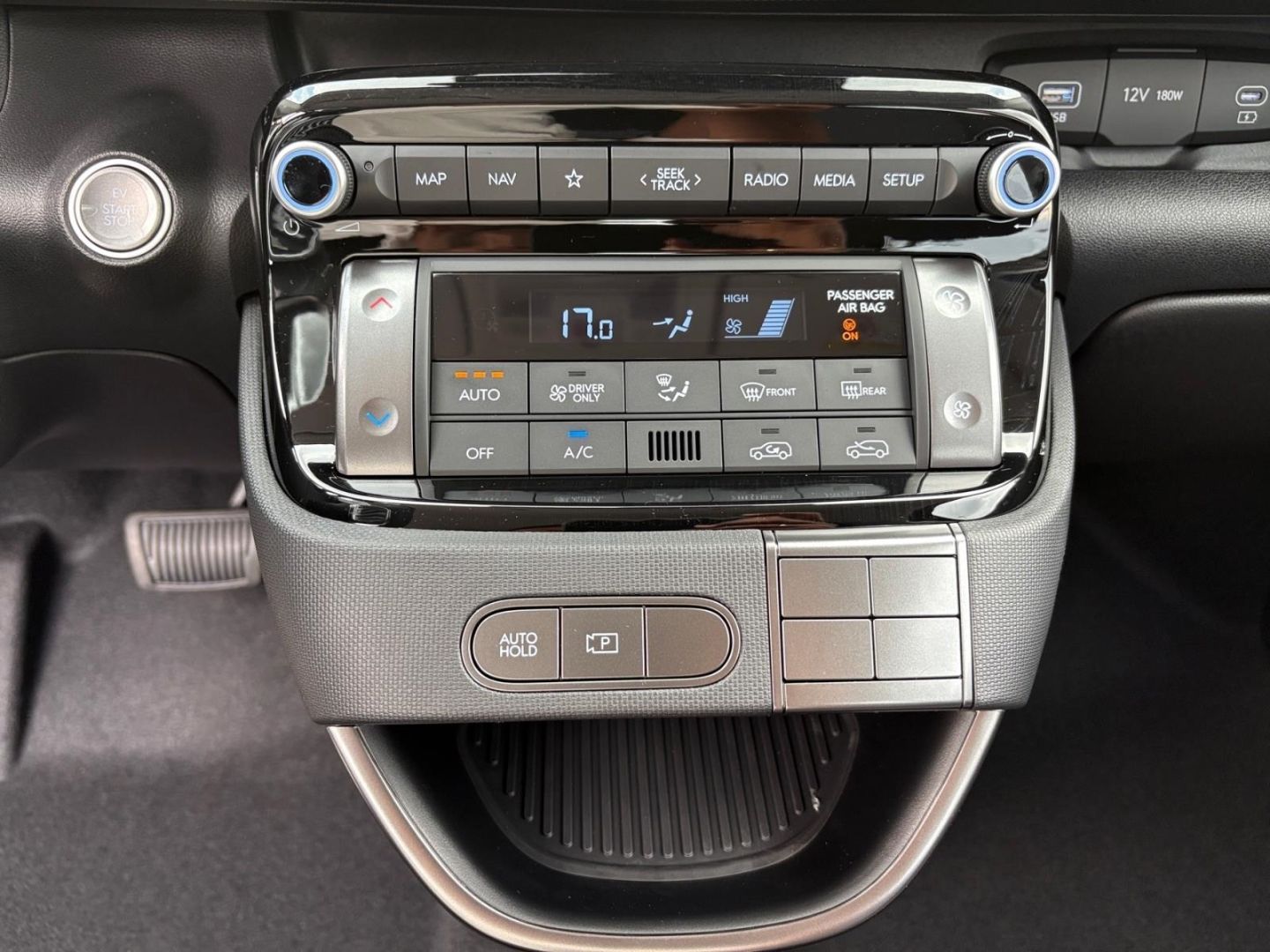 Hyundai INSTER – Bild 18