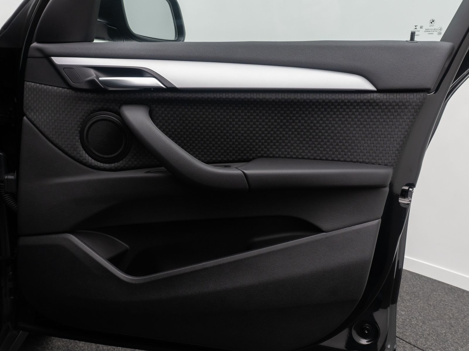 Fahrzeugabbildung BMW X1 xD25e Kamera DAB HiFi AHK Navi Geschwindigreg