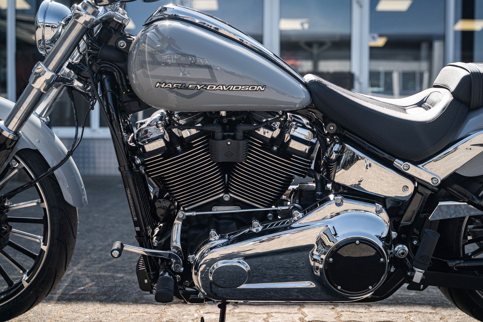 Fahrzeugabbildung Harley-Davidson BREAKOUT FXBR 117 ci - MY25 -Kurzfristig Verfüg.