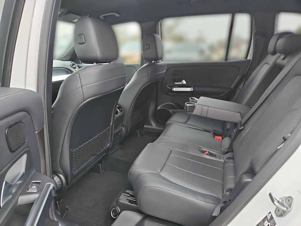 Fahrzeugabbildung Mercedes-Benz GLB 220 d 4M Progressive AHK Totwi. Navi SHZ KAM