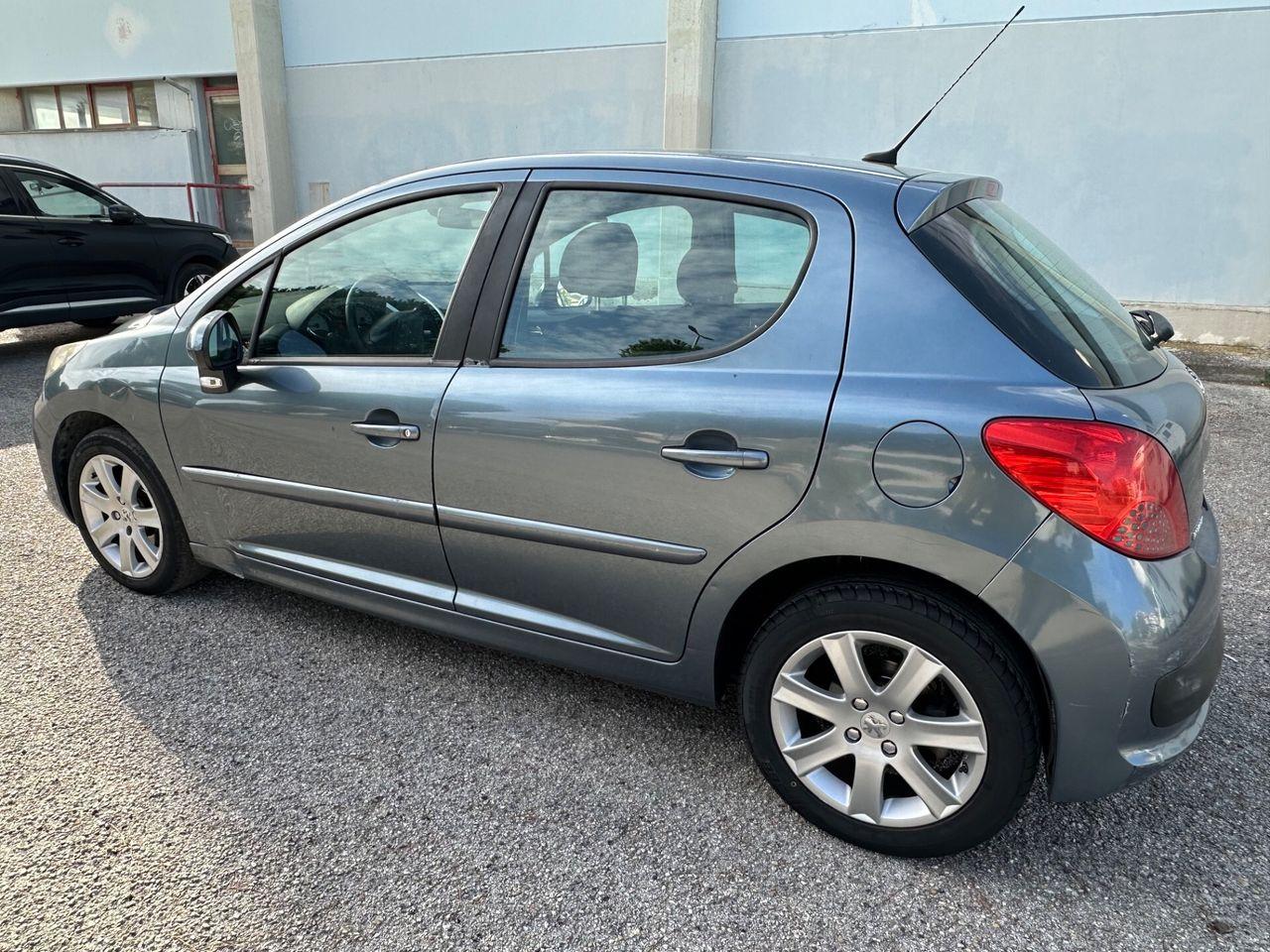 Peugeot 207