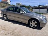 Mercedes-Benz Mercedes C200 CDI CLASSIC - Mercedes-Benz C 200 mit Diesel-Antrieb: Limousine, Cdi Classic