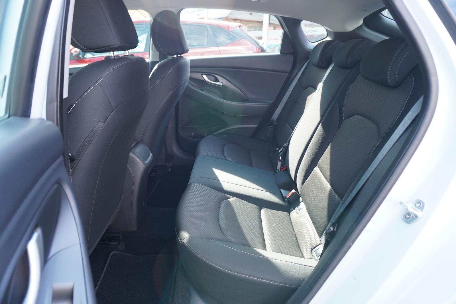 Hyundai i30 Fastback 1.0 T-GDI Trend Sitzheizung PDC USB