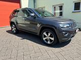Jeep Grand Cherokee 3.0 CRD Overland 2.Hand AHK - Jeep Grand Cherokee mit Anhängerkupplung