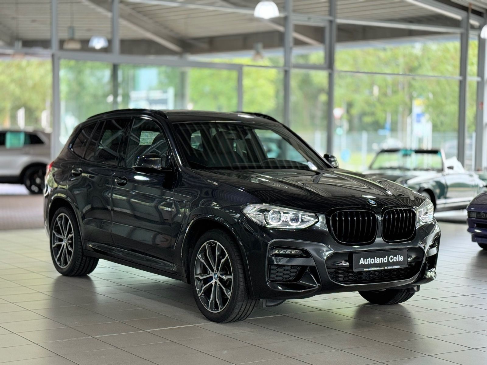 Fahrzeugabbildung BMW X3 xD30i M Sport DAB Kamera AHK LED Panorama H/K