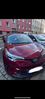 Toyota C-HR Hybrid 1.8 bei Toyota Garantie - Toyota C-HR in Nürnberg