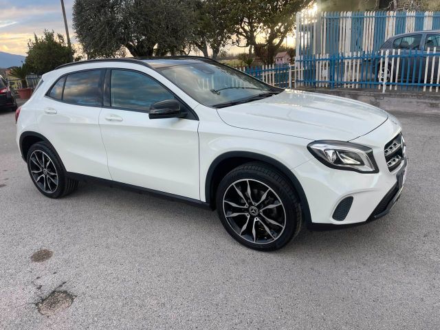 Mercedes-Benz Mercedes-benz GLA 200 d Automatic 4Matic Premium