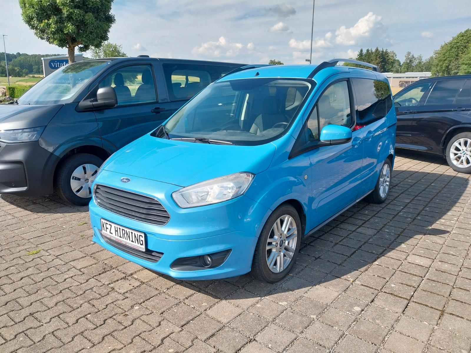 Ford Tourneo Courier Titanium