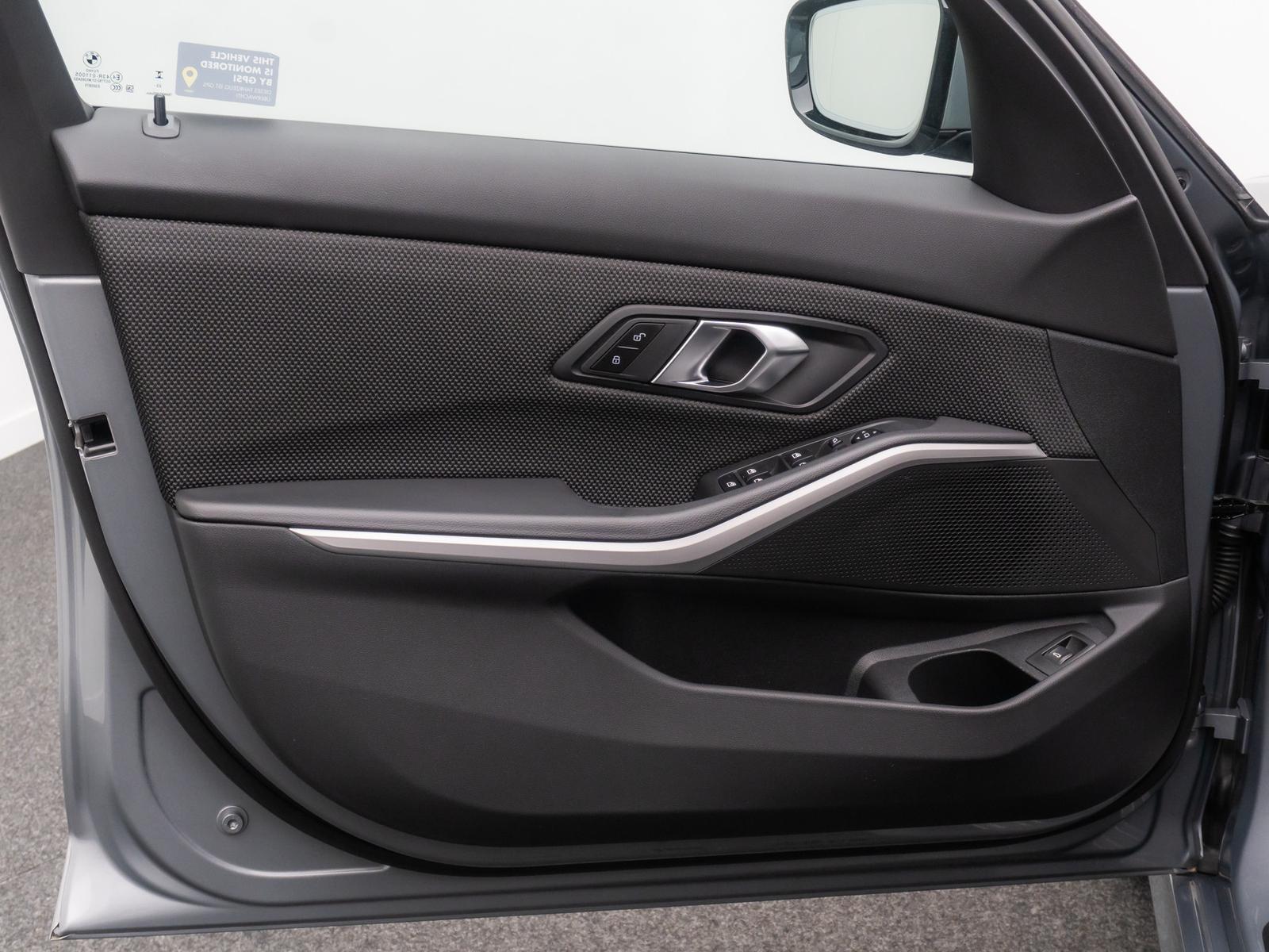 BMW 318 i DAB GeschwindigR PDC CockpitPlus Widscreen, миниатюра 20