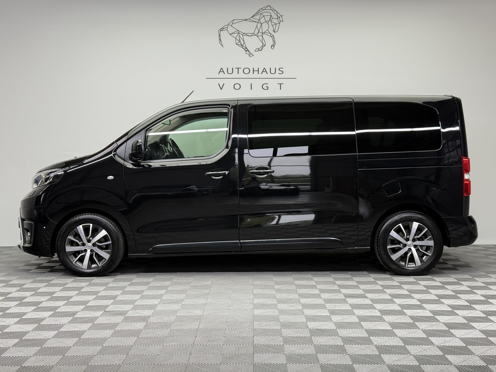 Toyota Proace Verso L1 Executive HiFi 7-Sitzer AHK HUD foto 2