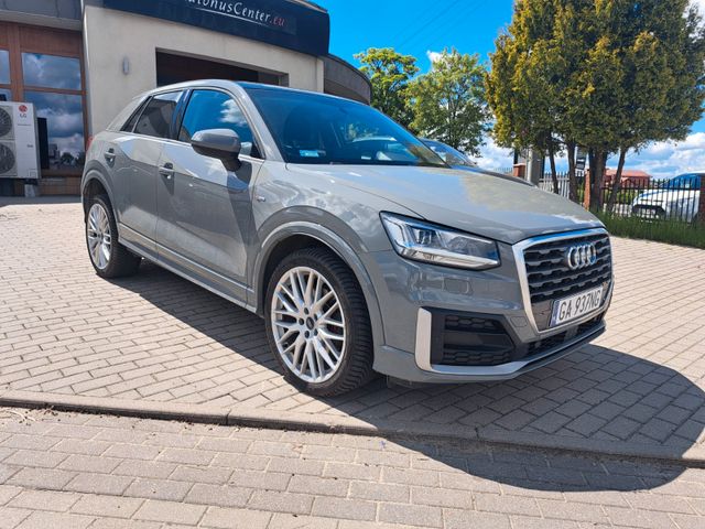 AUDI Q2 S-Line,Automatic,Navi,Schiebedach,PDC