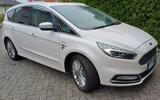 Ford S-Max Vignale 1,5 EcoBoost, 7-Sitzer, Wi-Reifen - Ford S-MAX Vignale mit Benzin-Antrieb