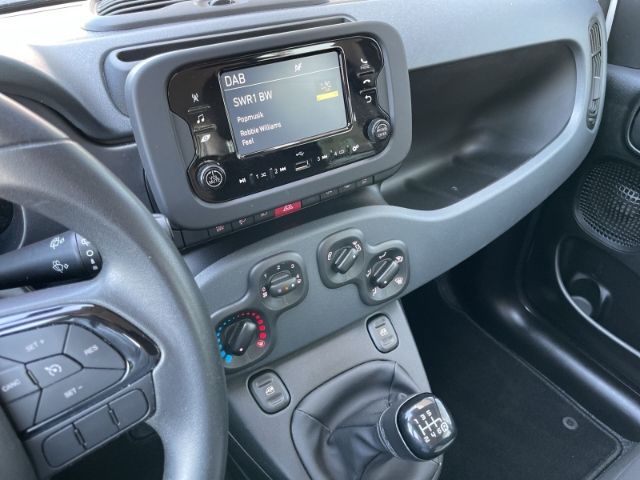 Fahrzeugabbildung Fiat Panda 1.0 Mild-Hybrid DAB, Tempomat, Einparkhilf