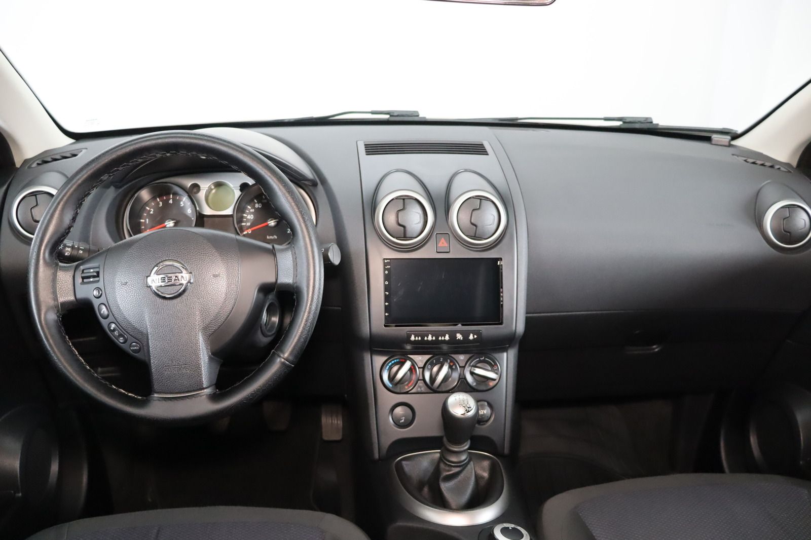 Fahrzeugabbildung Nissan Qashqai 2.0 Acenta 4X4 * AHK * LED *