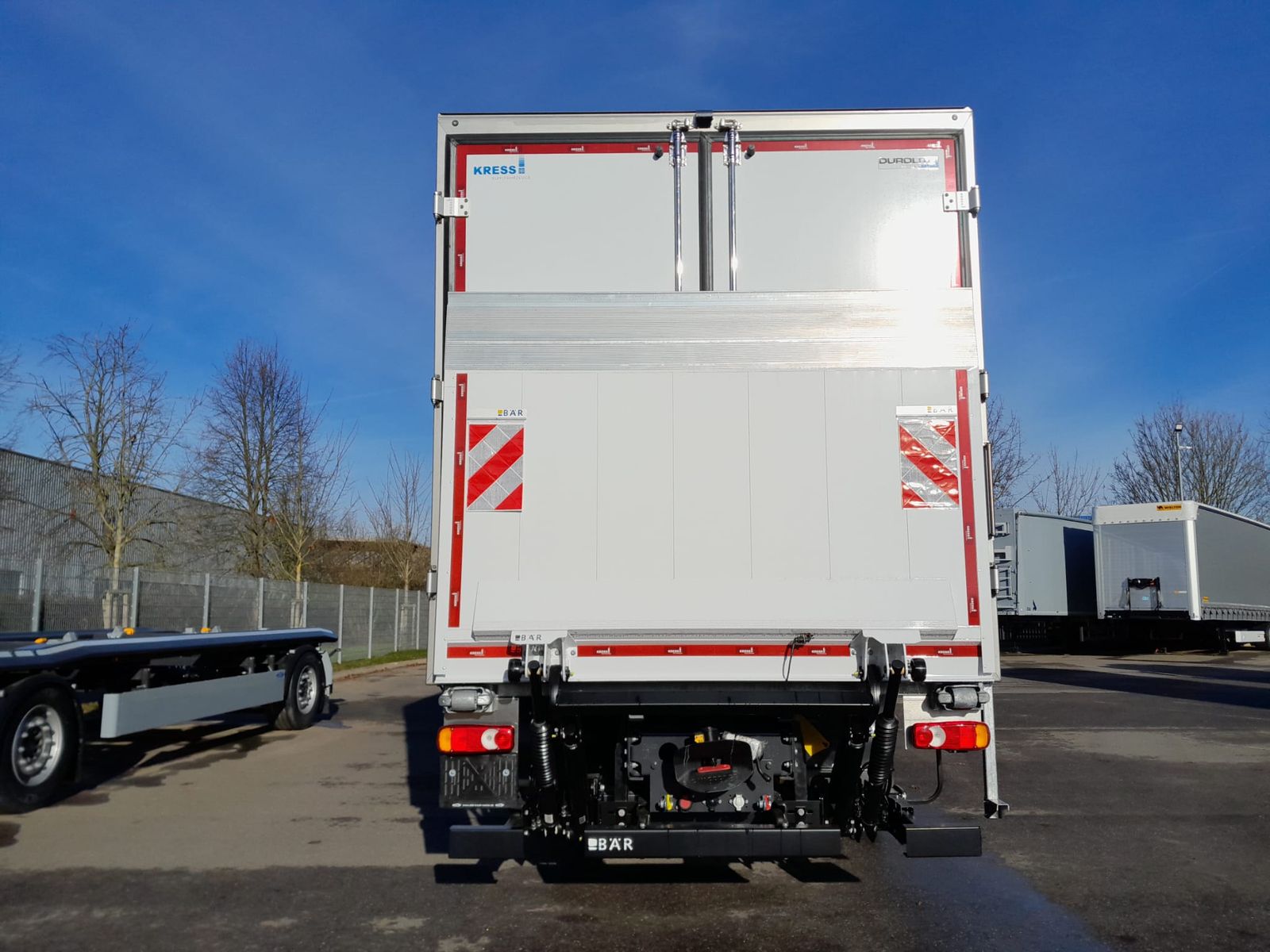 Fahrzeugabbildung DAF FA XB 310 18t Kress Kühlaufbau