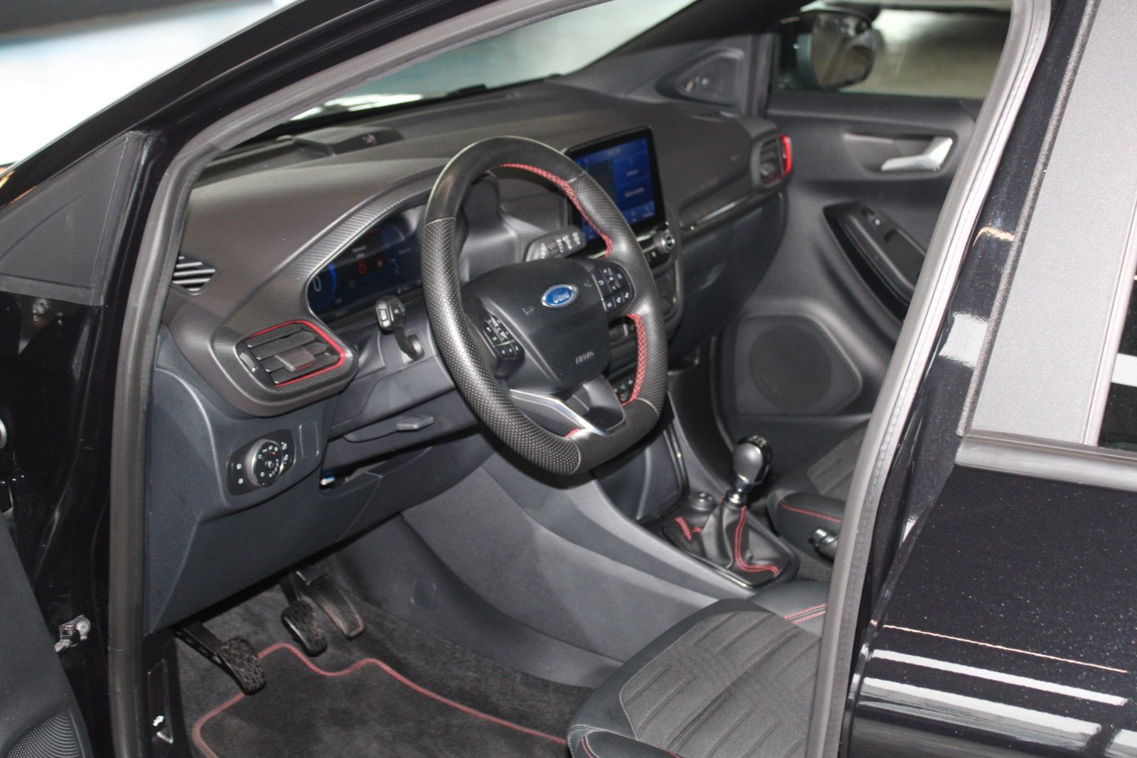 Fahrzeugabbildung Ford Puma Hybrid ST-Line X AHK NAVI CAM WinterPak LED