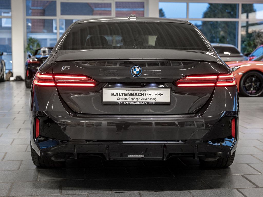 BMW i5 - Bild 9
