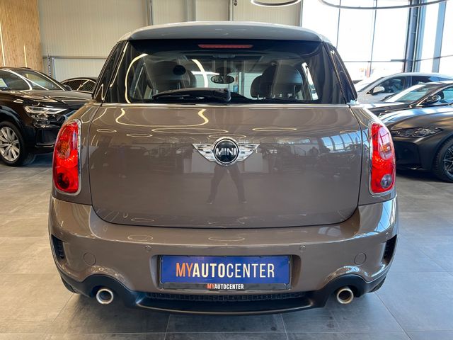 MINI Cooper SD Countryman *PANO*PDC*NAVI*BI-XENON*