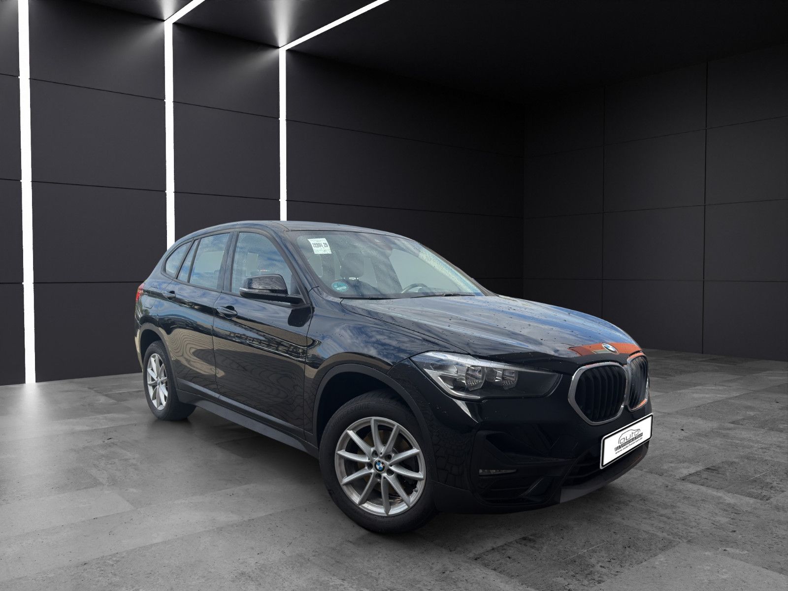 Fahrzeugabbildung BMW X1 sDrive 18 i Advantage PDC*Shzg*2-Zo.Klima*