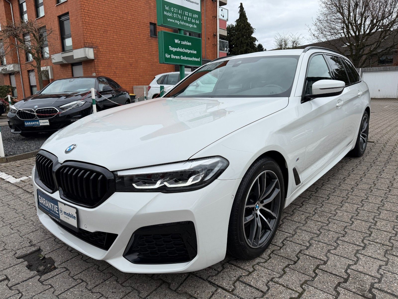 Fahrzeugabbildung BMW 520 i Touring M Sport H&K AHK LED KAMERA