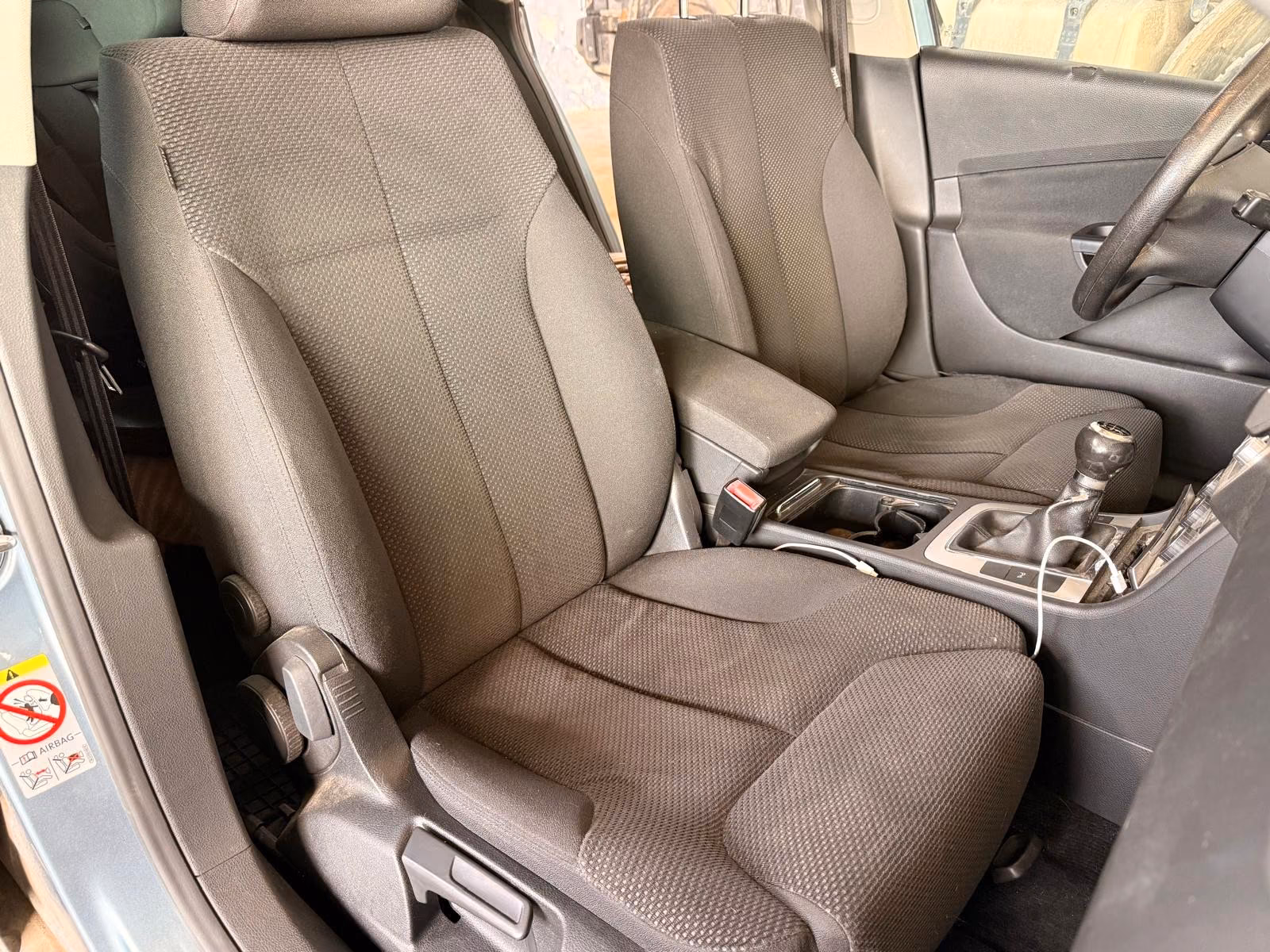 Volkswagen Passat 2009 — photo 9