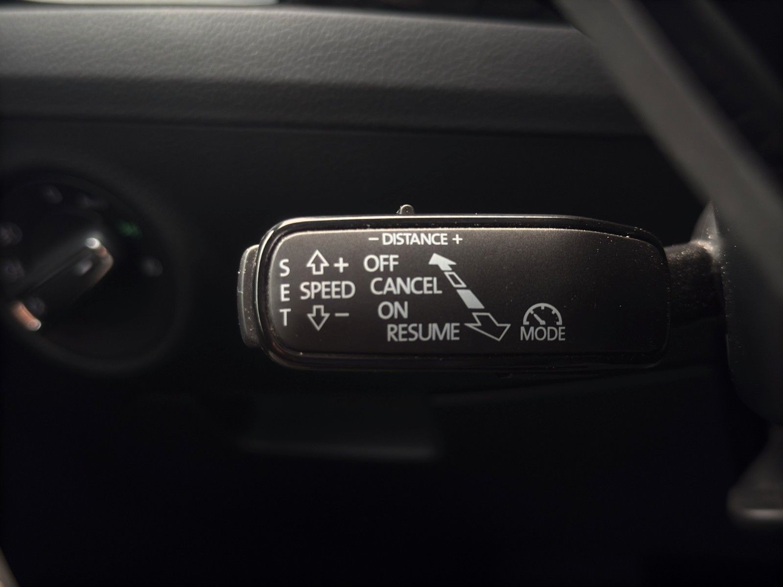 Fahrzeugabbildung SKODA Superb L&K 4x4*Pano*ACC*Kamera*Massage*Virt.Cock