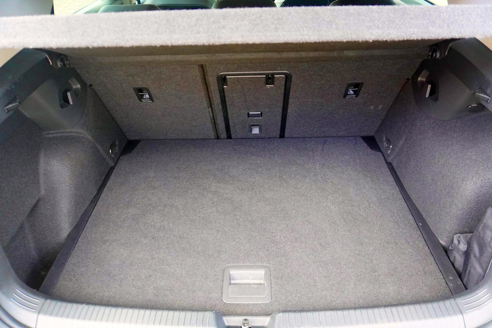 Volkswagen Golf VIII 1.5 eTSI Goal DSG LED Navi App-Connect, миниатюра 8