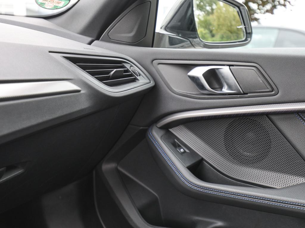 BMW 218 Gran Coupé 218i Gran Coupe M-Sport LED W-LAN NAVI SHZ PDC, миниатюра 23