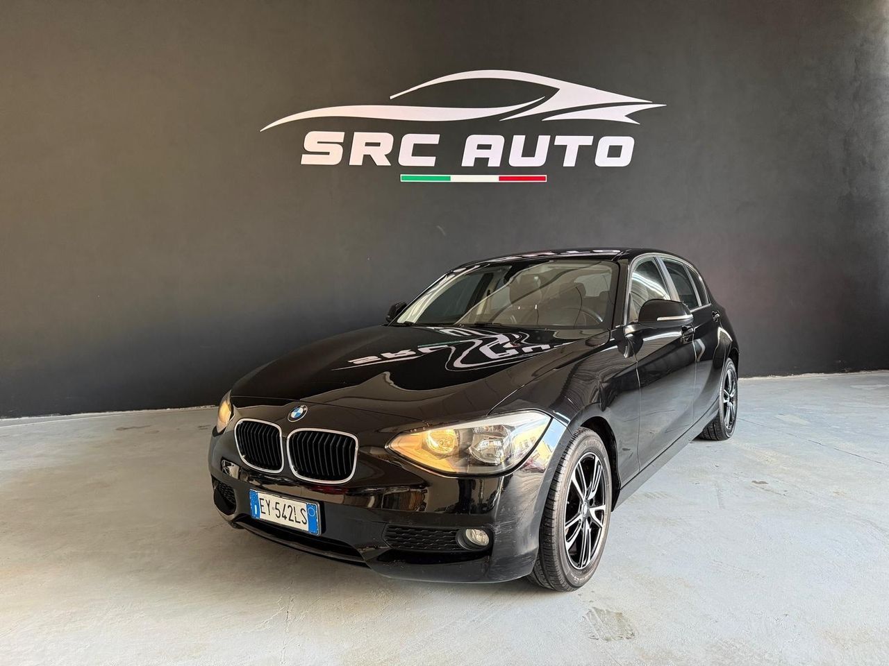 BMW BMW Bmw 118 118d 5p. Unique