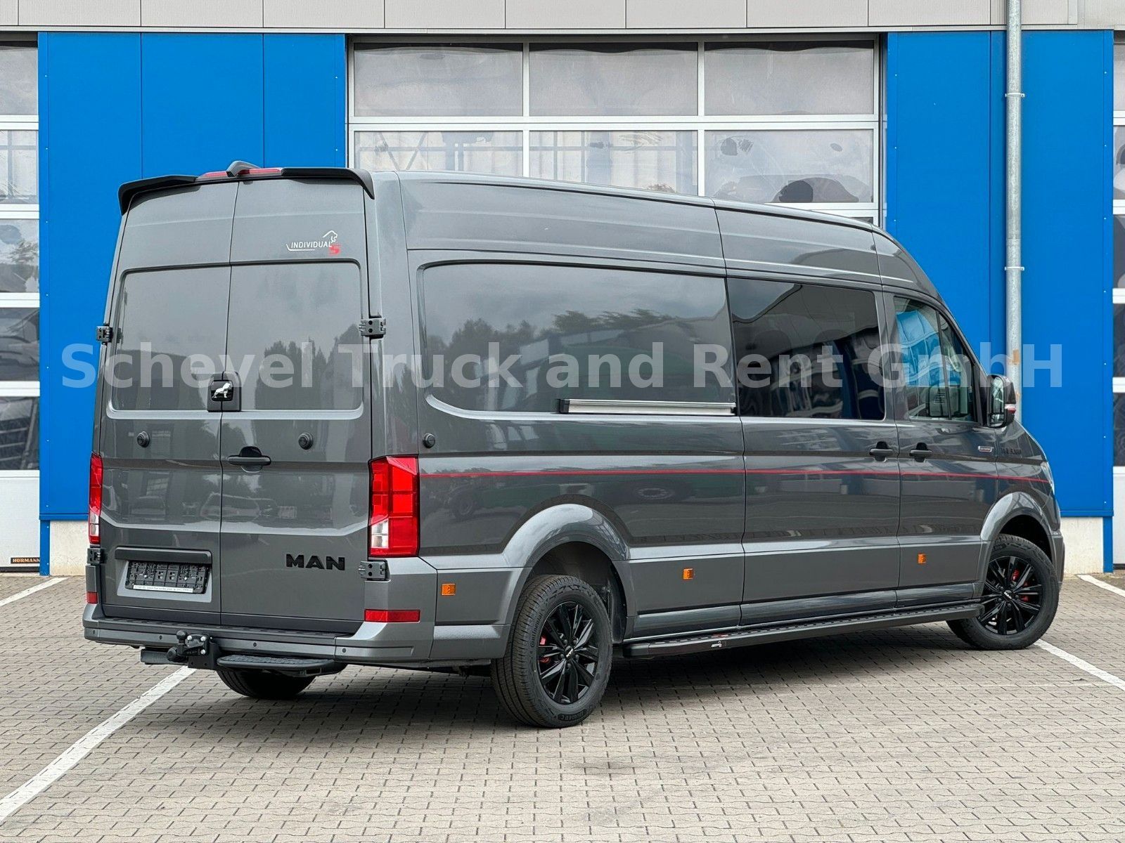 Fahrzeugabbildung MAN TGE 3.180 4x2F DOKA IndividualS AHK Leder