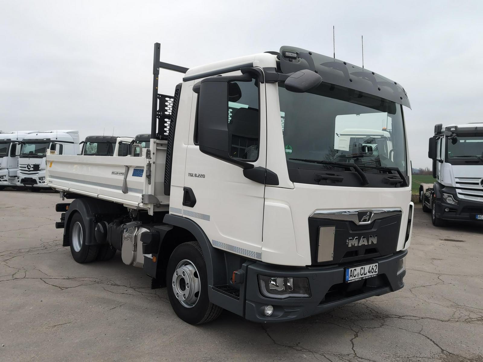 MAN TGL 8.220 BB CH 4×2