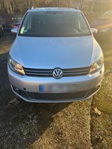 Volkswagen VW Touran 1.6 TDI - Volkswagen Touran mit Diesel-Antrieb: Kleinwagen