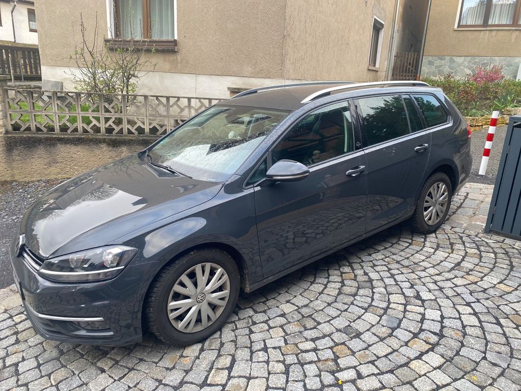 Image of Volkswagen Golf