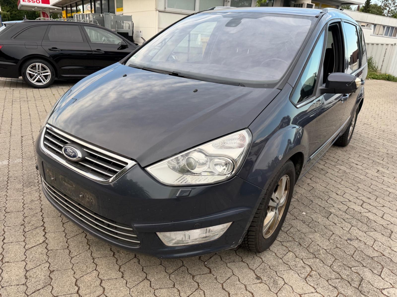 Ford Galaxy Titanium