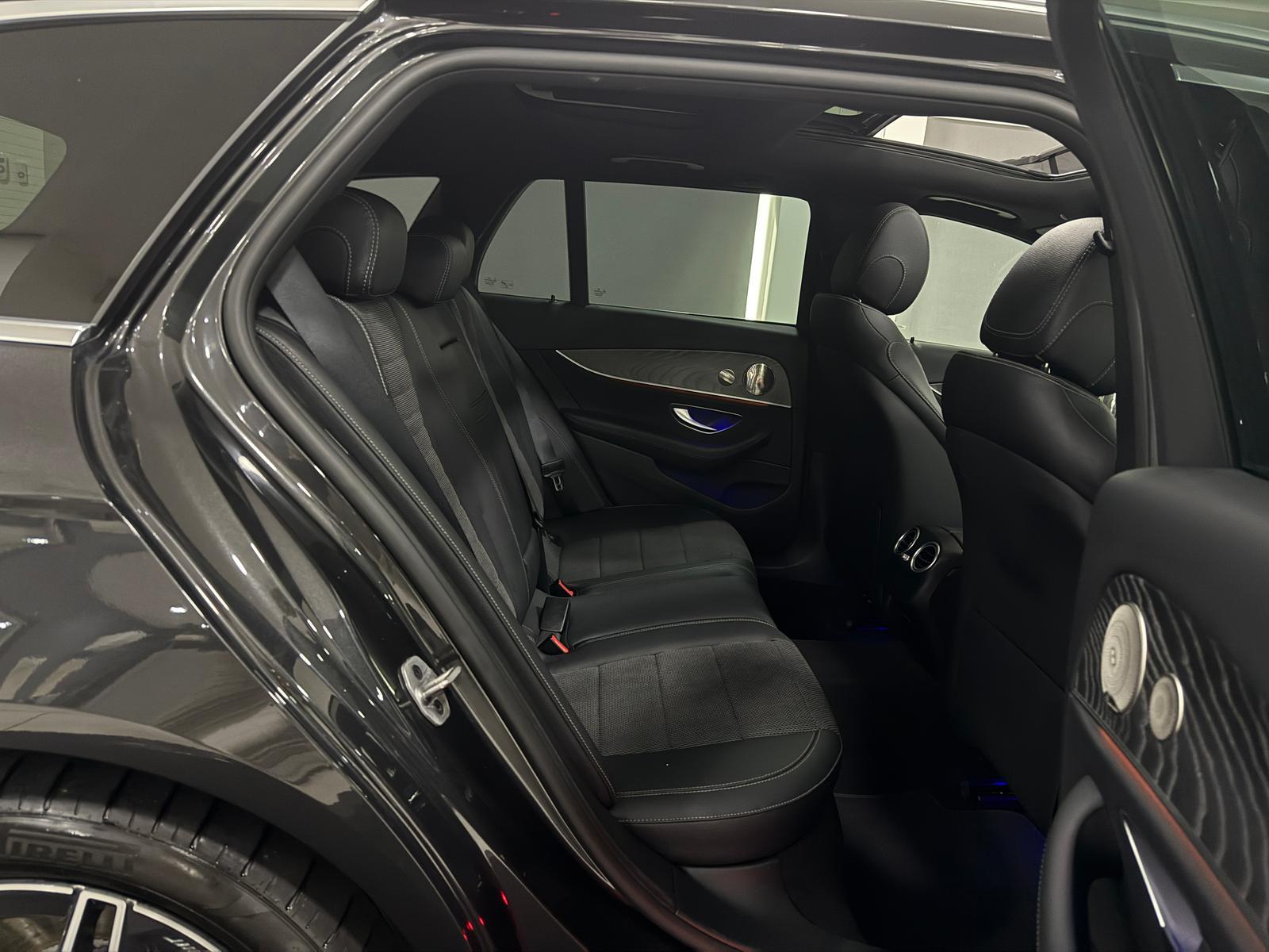 Mercedes-Benz E 300 de T 9G AMG-LINE*PANO*360*DISTR*AMBI*AHK*