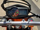 KTM 690 SMC R - KTM SM R