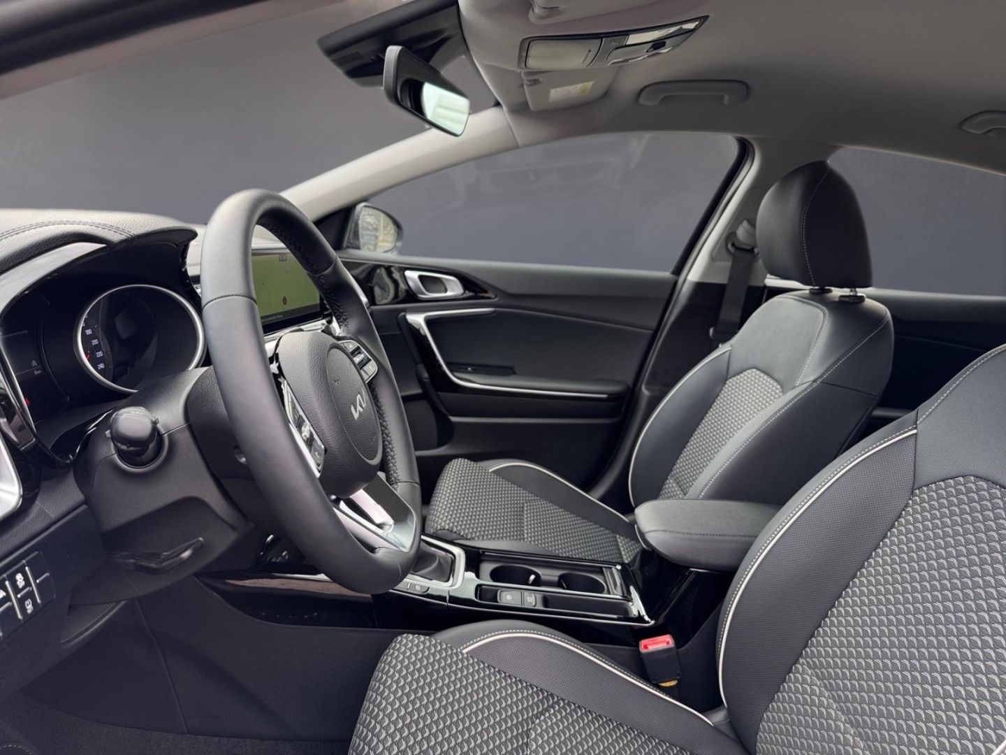 Fahrzeugabbildung Kia XCeed Vision Navi Digitales Cockpit LED ACC Appl