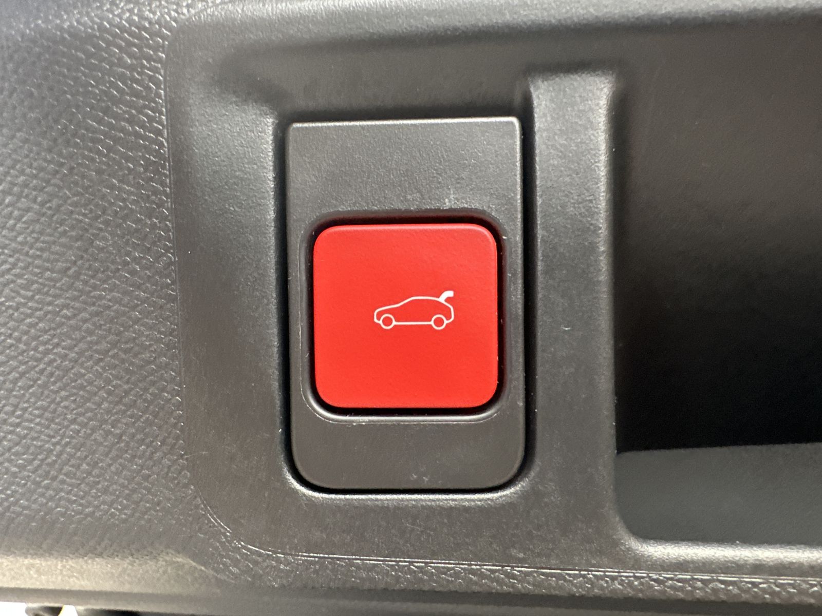 Fahrzeugabbildung Opel Astra SpT 1.5 D Aut. GS NAV+LED+PANO+360°+CARPLA