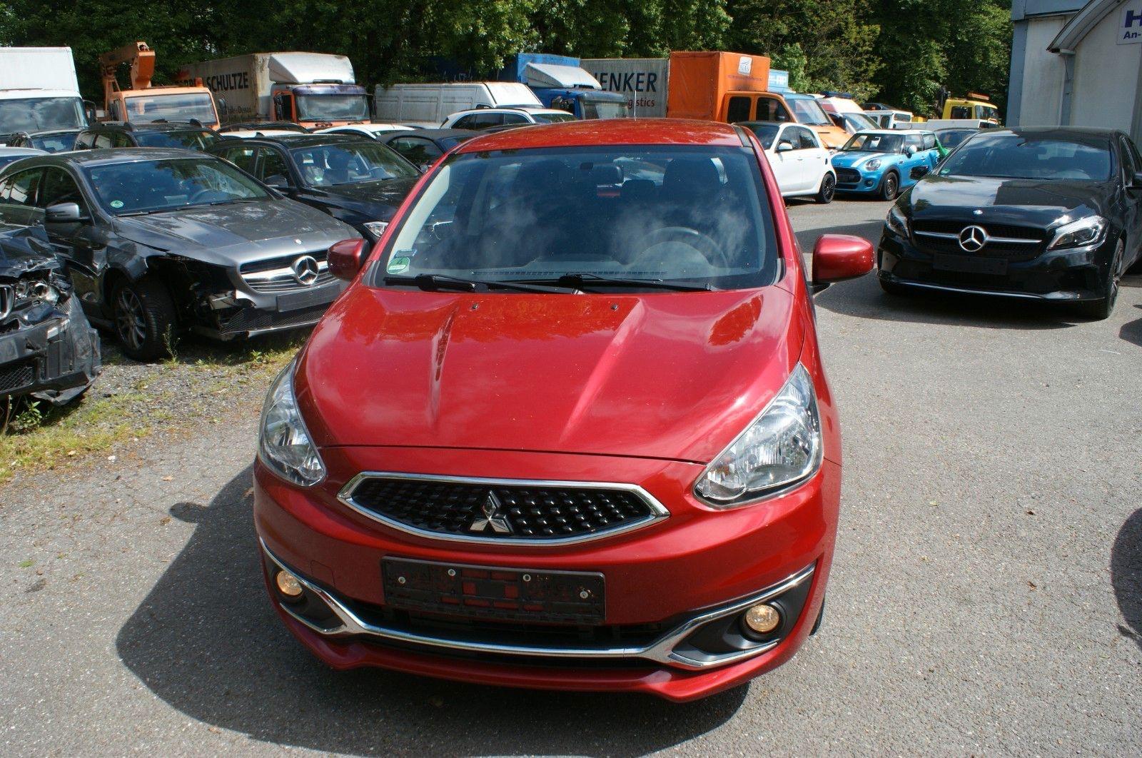 Mitsubishi Space Star -
