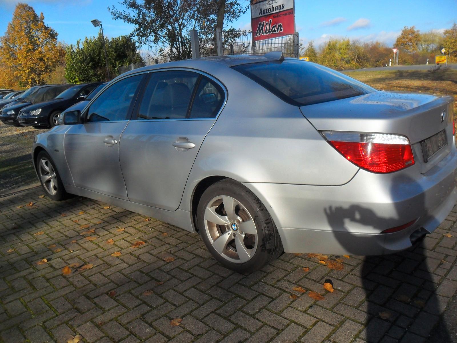 BMW 523 5 Limousine 523i E60